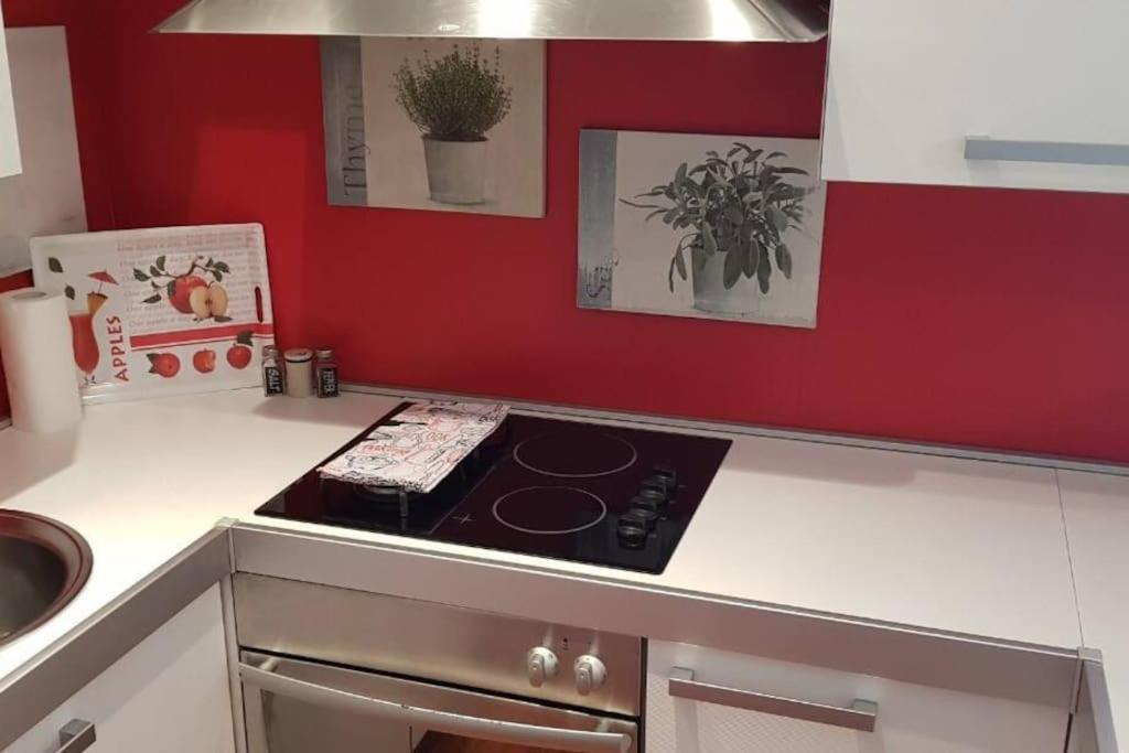 Lavender J.M. Apartment Пула Екстериор снимка